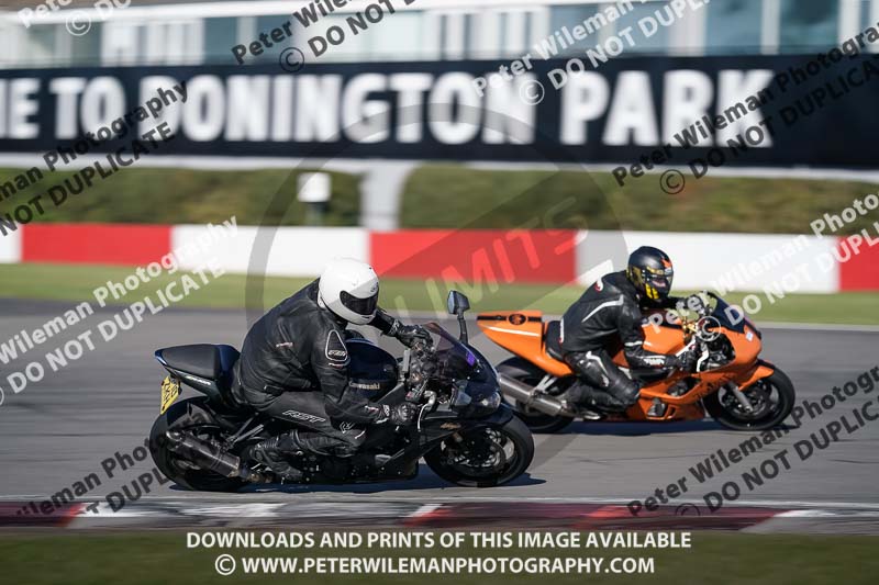 donington no limits trackday;donington park photographs;donington trackday photographs;no limits trackdays;peter wileman photography;trackday digital images;trackday photos